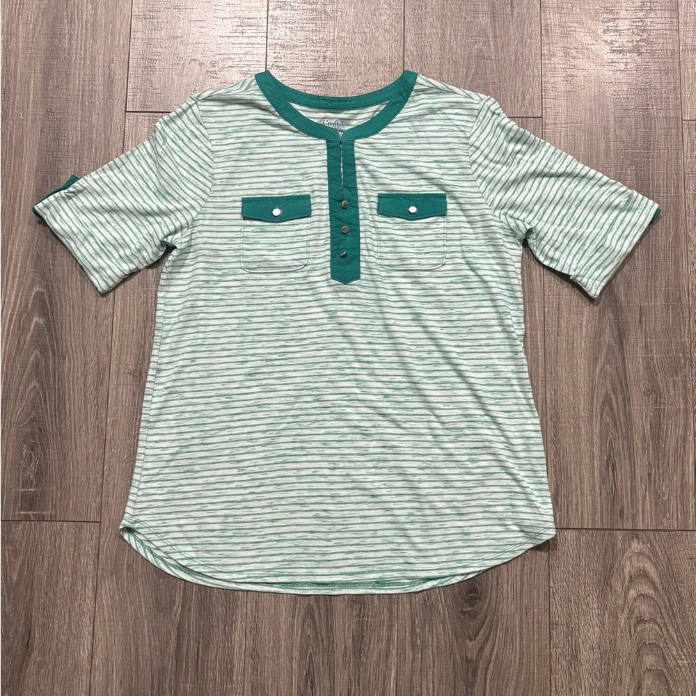 Croft & Barrow Green Striped Henley Blouse
(0163)